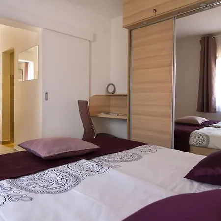Apartments Sarc Rovinj Room photo